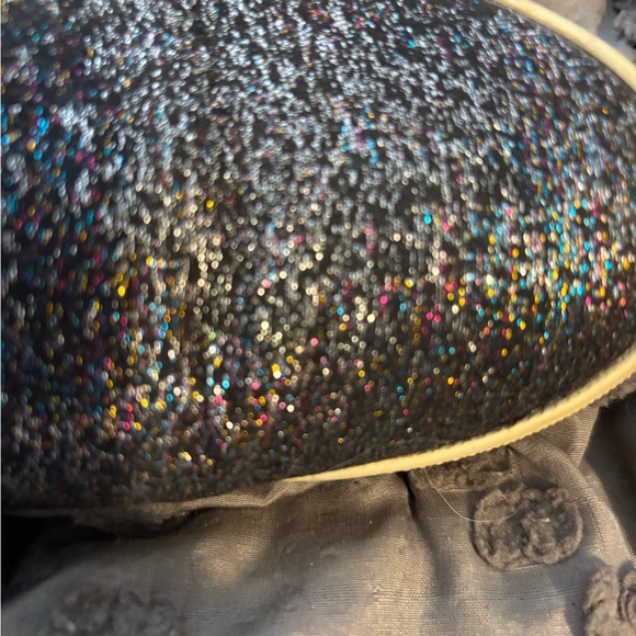 Steve Madden slip ons - Picture 3 of 3